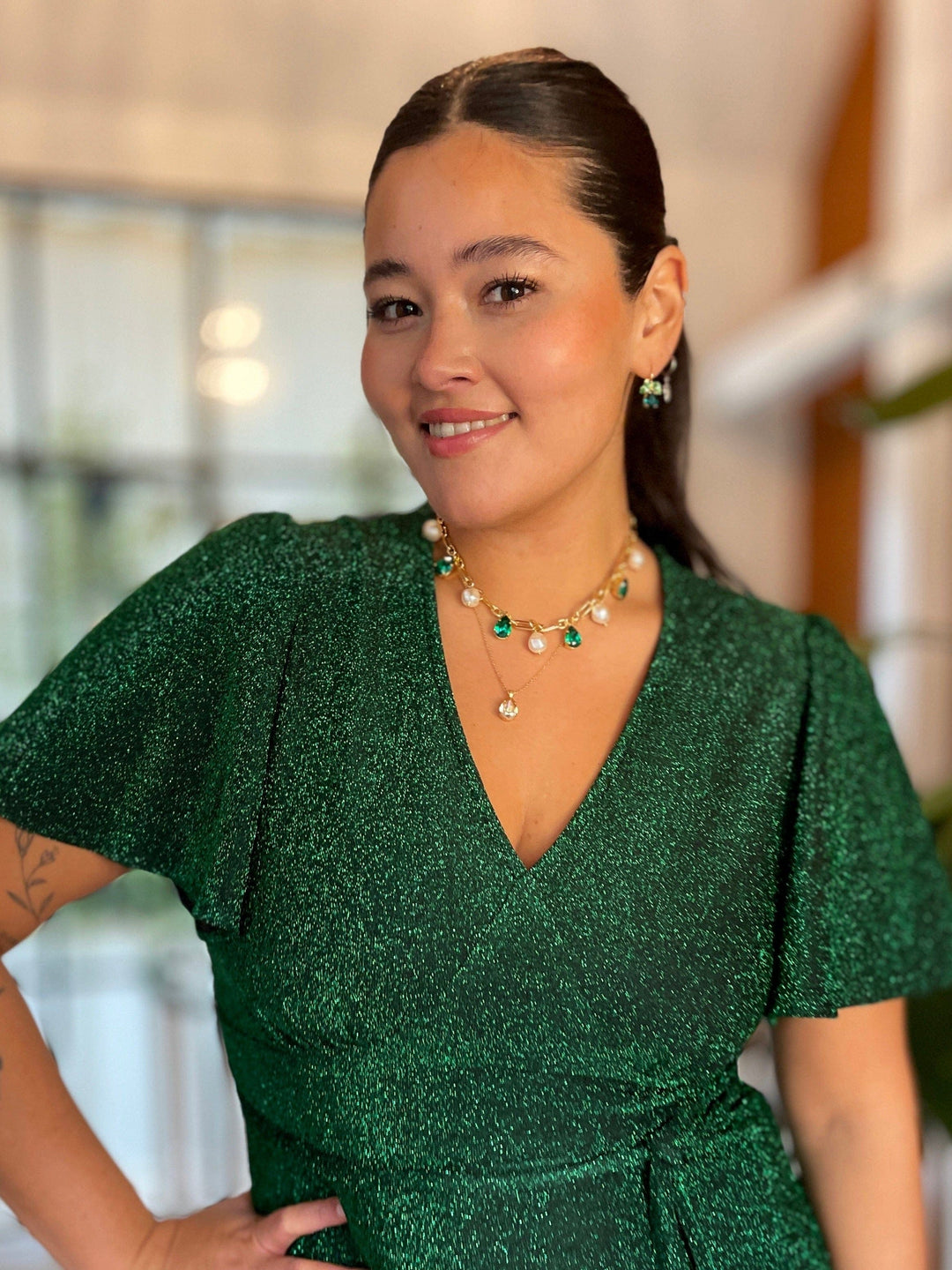 Caroline Svedbom halskjeder Ayra necklace - pearl/majestic green