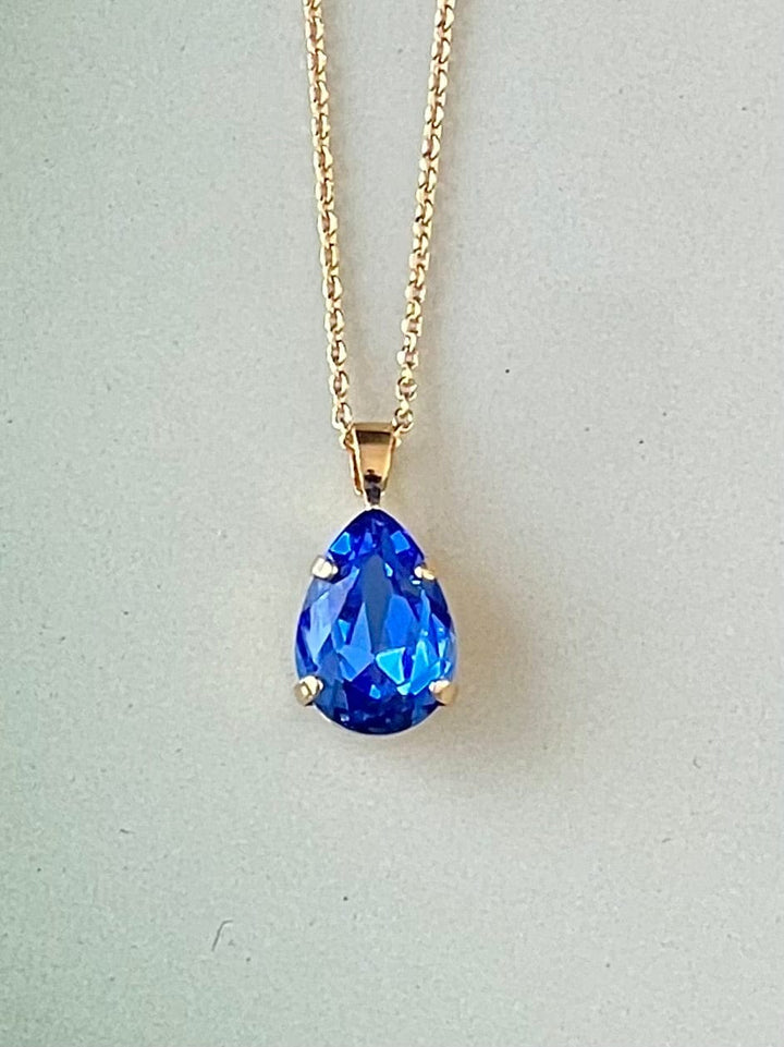 Caroline Svedbom halskjeder Mini drop necklace - sapphire