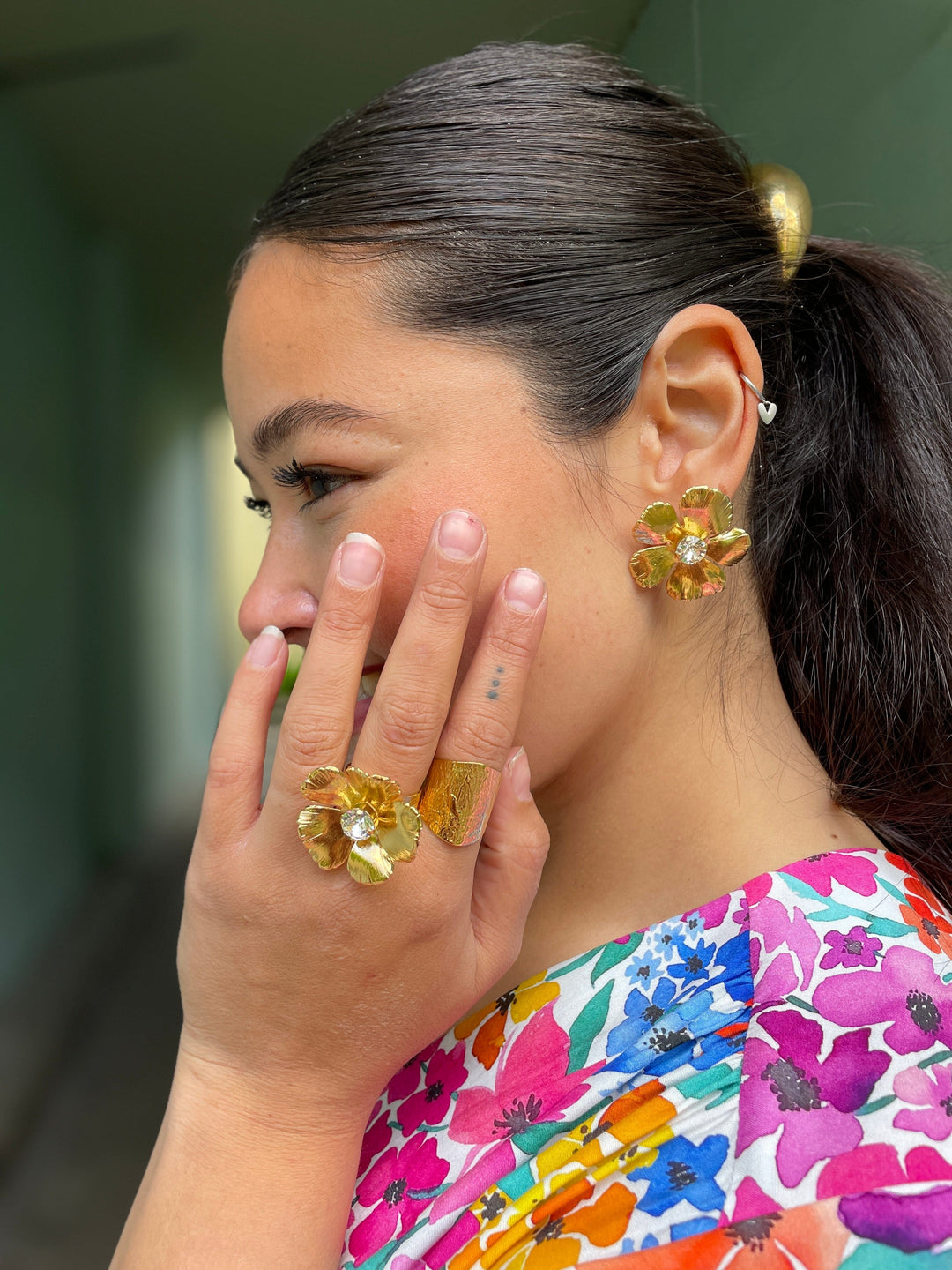 Caroline Svedbom øredobber Anemone earrings - crystal