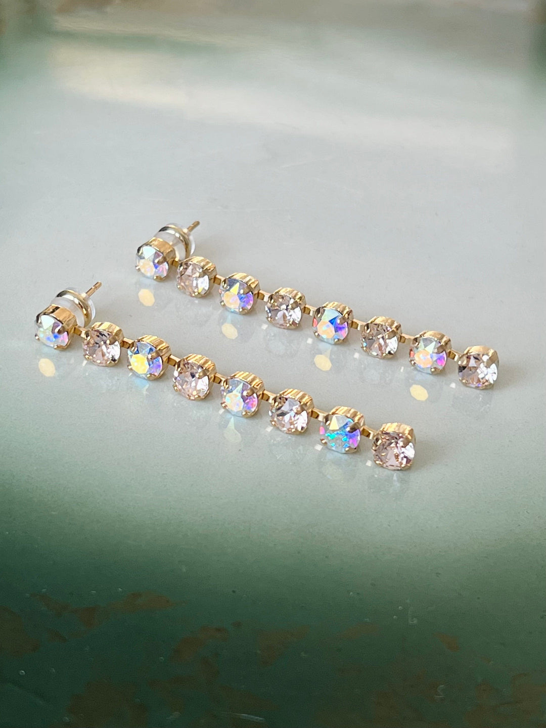 Caroline Svedbom øredobber Nicola earrings - aurore boreale