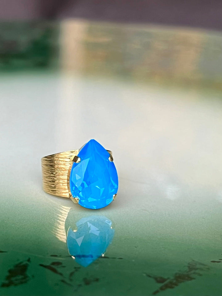Caroline Svedbom ringer Classic drop ring - electric blue