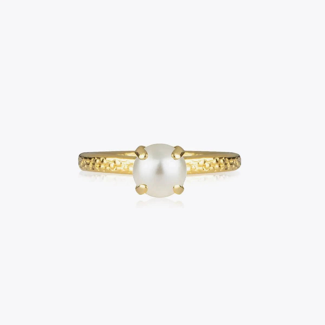 Caroline Svedbom ringer Natti ring - pearl