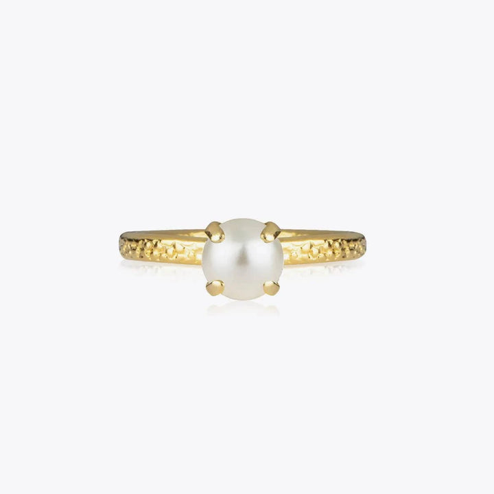 Caroline Svedbom ringer Natti ring - pearl