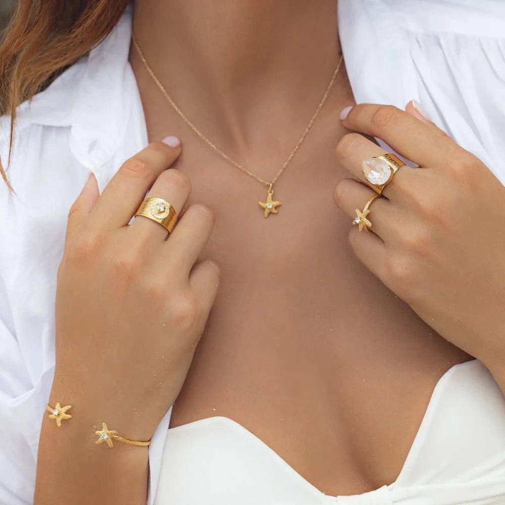 Caroline Svedbom ringer Odessa ring - crystal