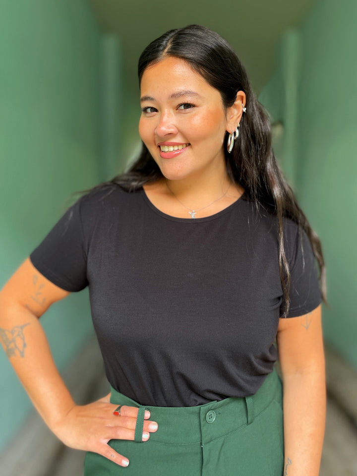 Dianas Vintage t-skjorter To a tee-shirt tencel - svart