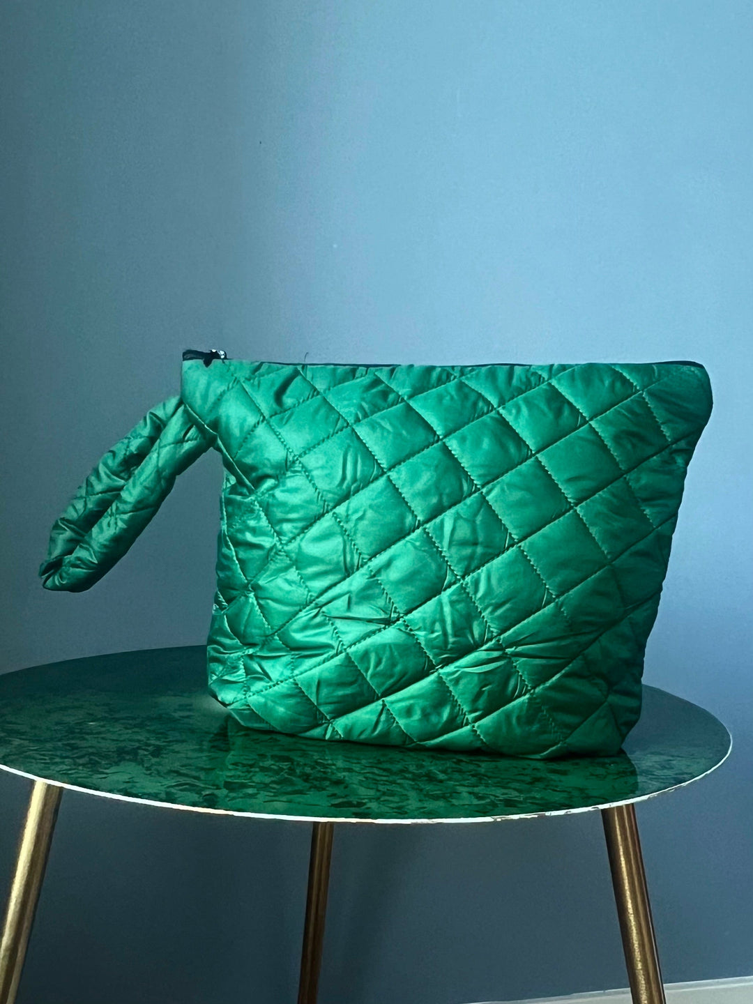 Dianas Vintage Toalettmape Toalettmappe av restestoff - quilt grønn