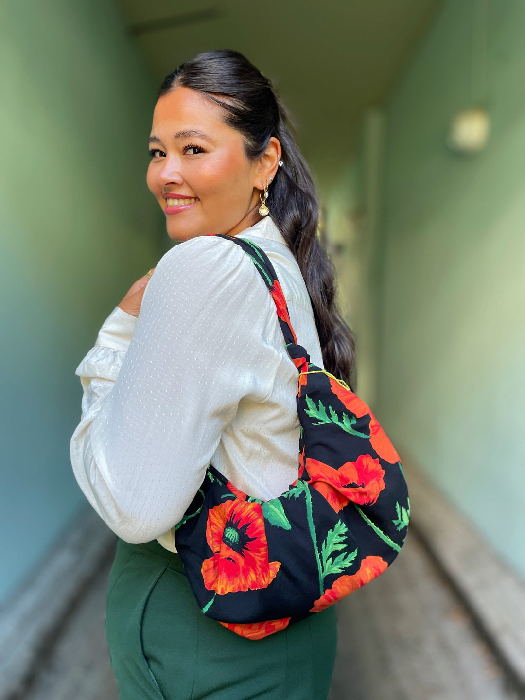 Dianas Vintage vesker Veske av restestoff - Poppy black