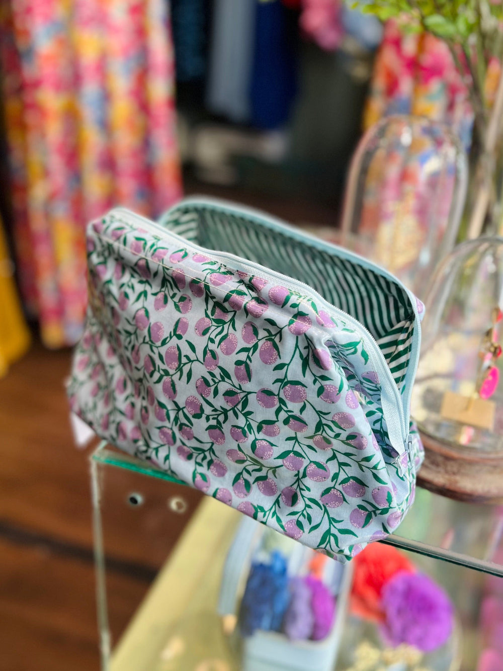 Eja Sminkepung Toalettmappe - Oranges Lys Blå og Lilla