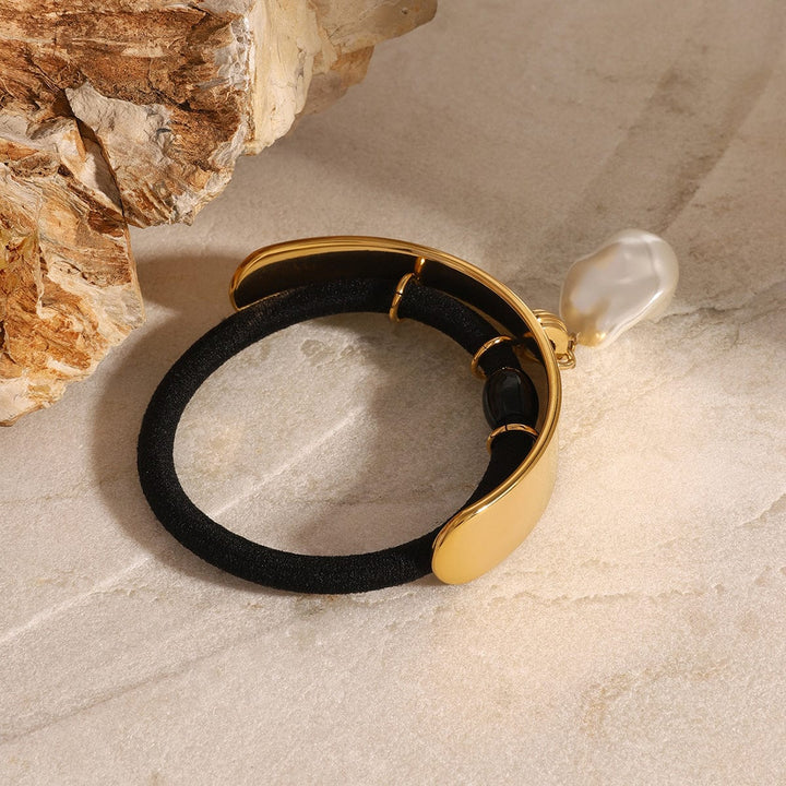 Frøken Dianas salonger Hårpynt Hårstrikk cuff med perle - gull