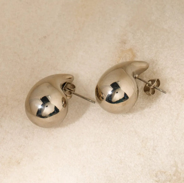 Frøken Dianas salonger øredobber Tear drop øredobber - sølv