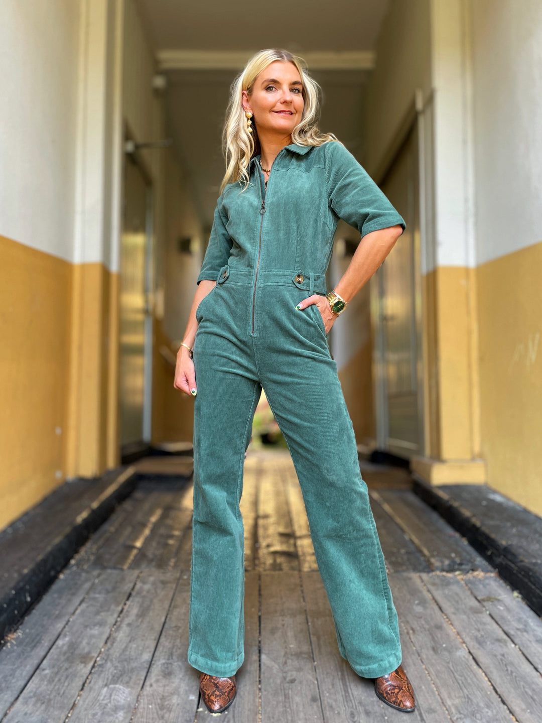 King Louie buksedresser Garbo Flare Corduroy buksedress - matchagrønn