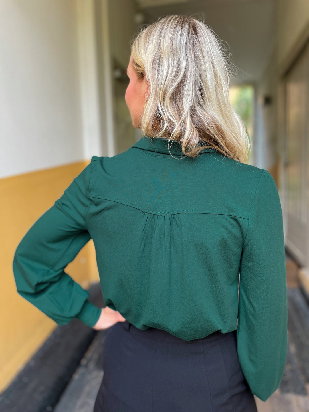 King Louie Topper Carina viskose light bluse - mørk grønn