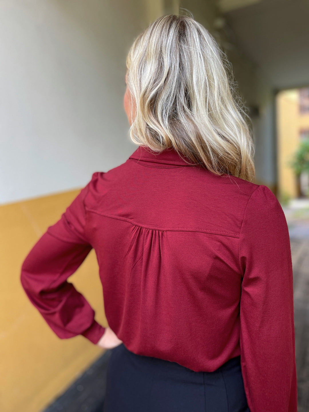 King Louie Topper Carina viskose light bluse - rustrød