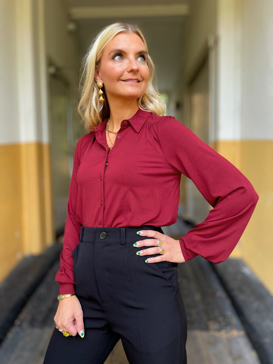 King Louie Topper Carina viskose light bluse - rustrød