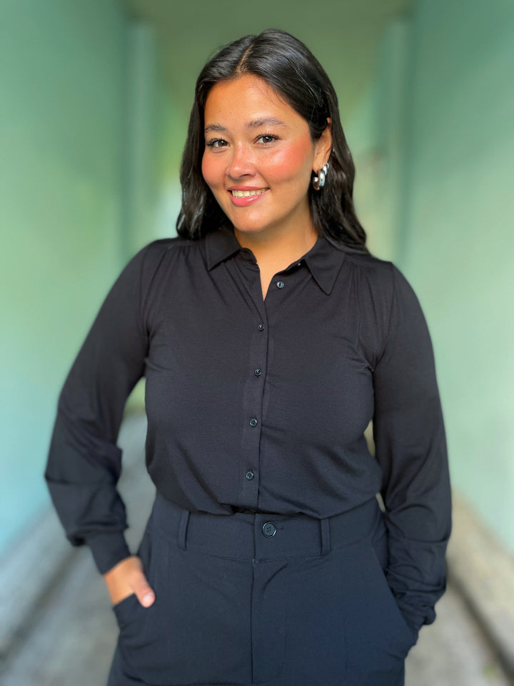 King Louie Topper Carina viskose light bluse - svart