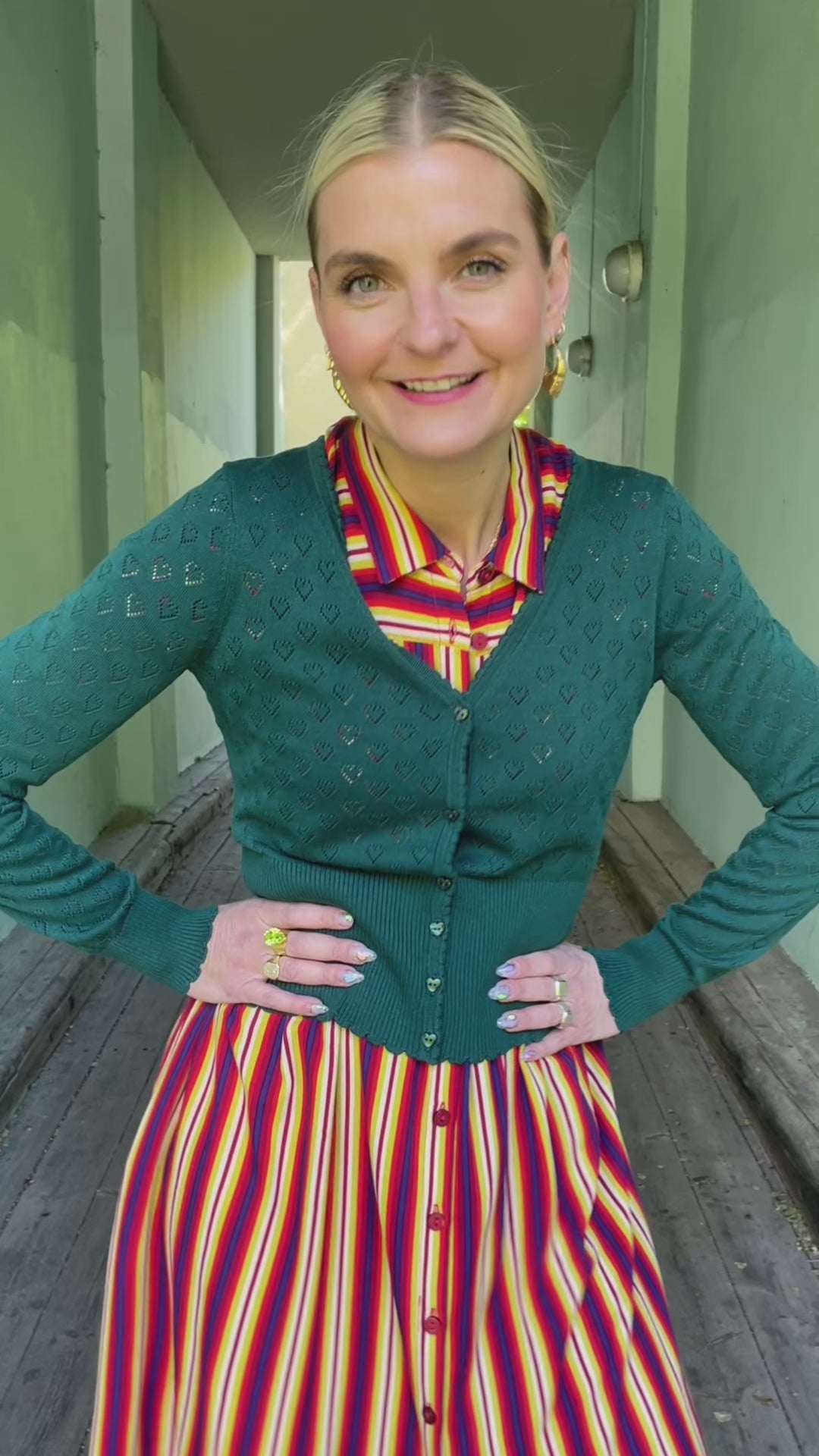 Cardigan V Heart Ajour - Dragonfly green