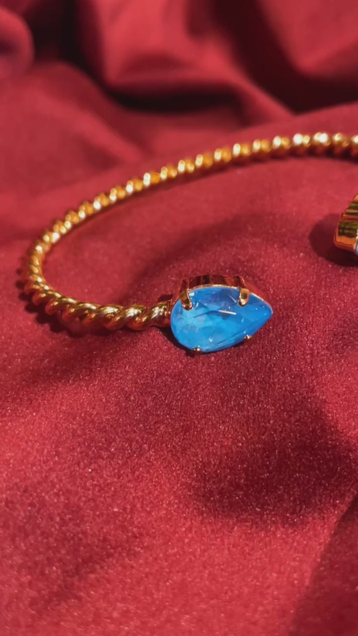 Mini drop bracelet  - electric blue delite