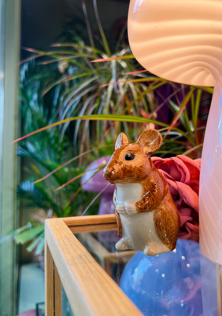 Quail Ceramics interiør Flower vase bud - Wood Mouse