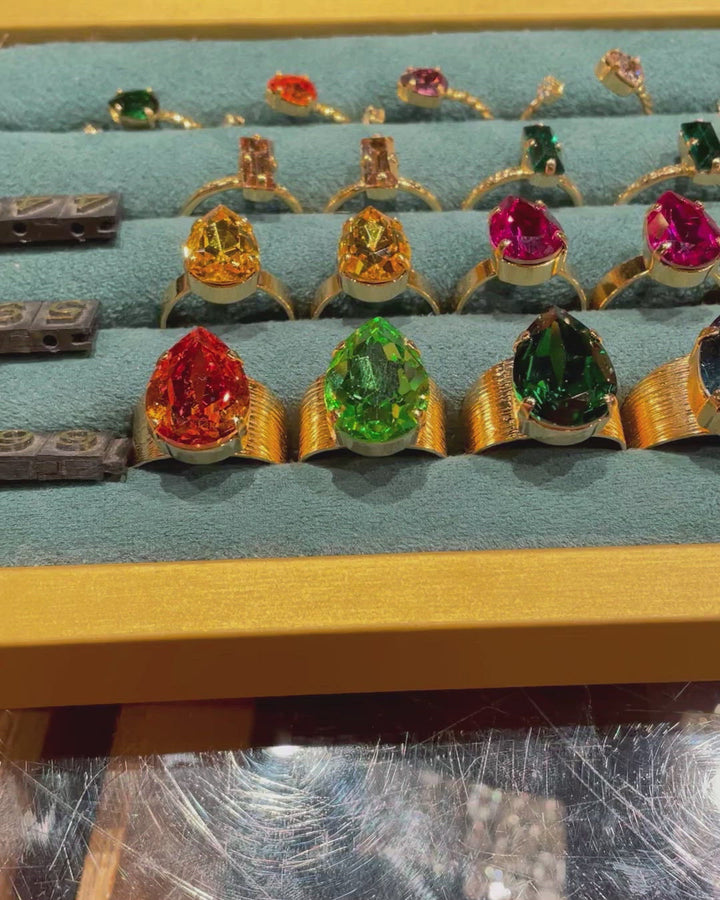 Classic drop ring - peridot