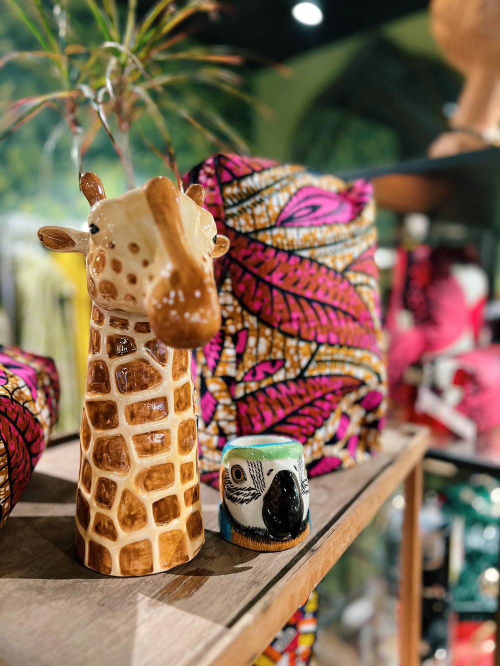 Quail Ceramics interiør Giraffe - flower vase