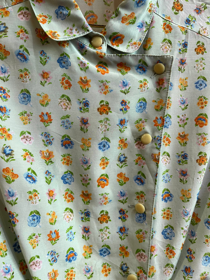 Vintagebluse - 521 Asymetrisk vårblomst str S