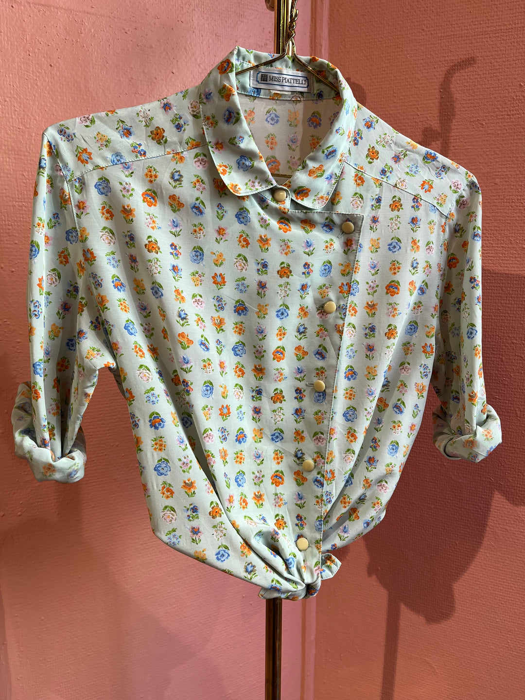 Vintagebluse - 521 Asymetrisk vårblomst str S