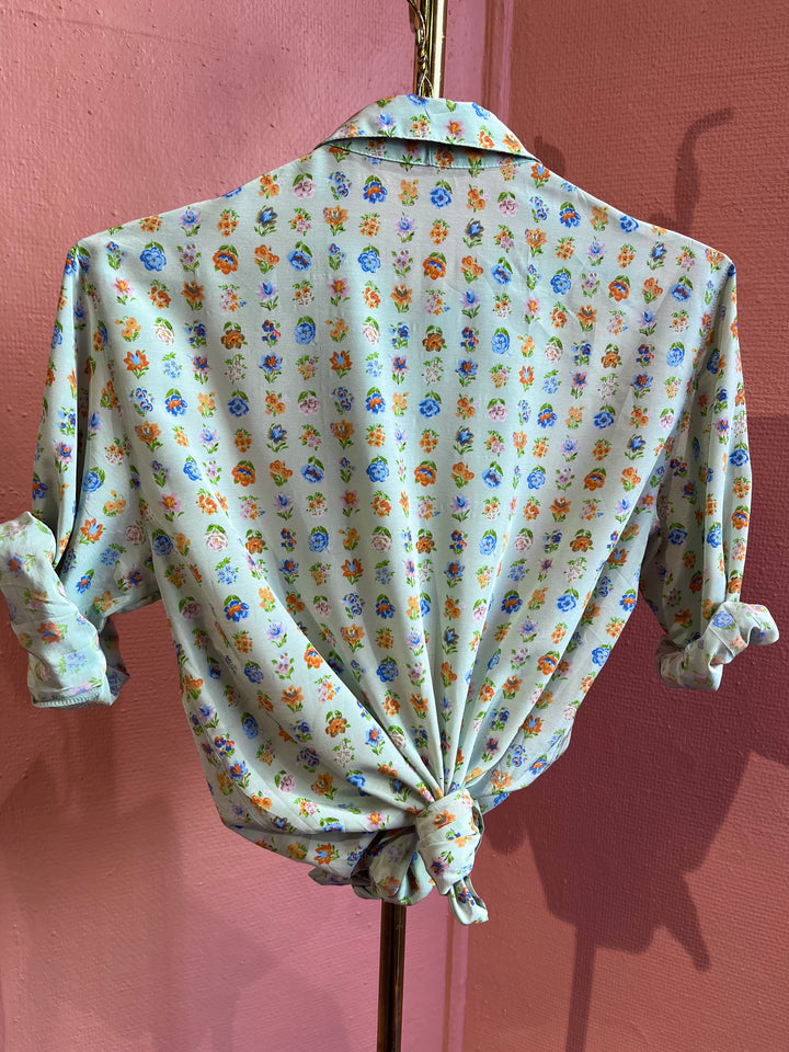 Vintagebluse - 521 Asymetrisk vårblomst str S