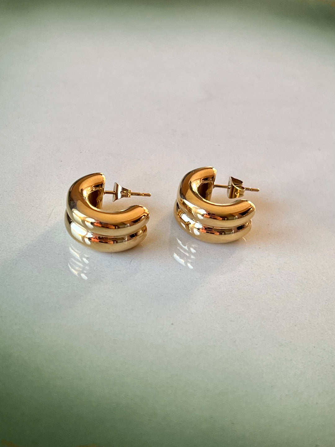 Frøken Dianas Salonger Duo hoops chunky rustfritt stål gullforgylt øreringer
