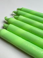 Last inn bildet i Galleri-visningsprogrammet, Ahne light stearinlys Stearinlys Ahne Light - limegrønn glitter med snurr
