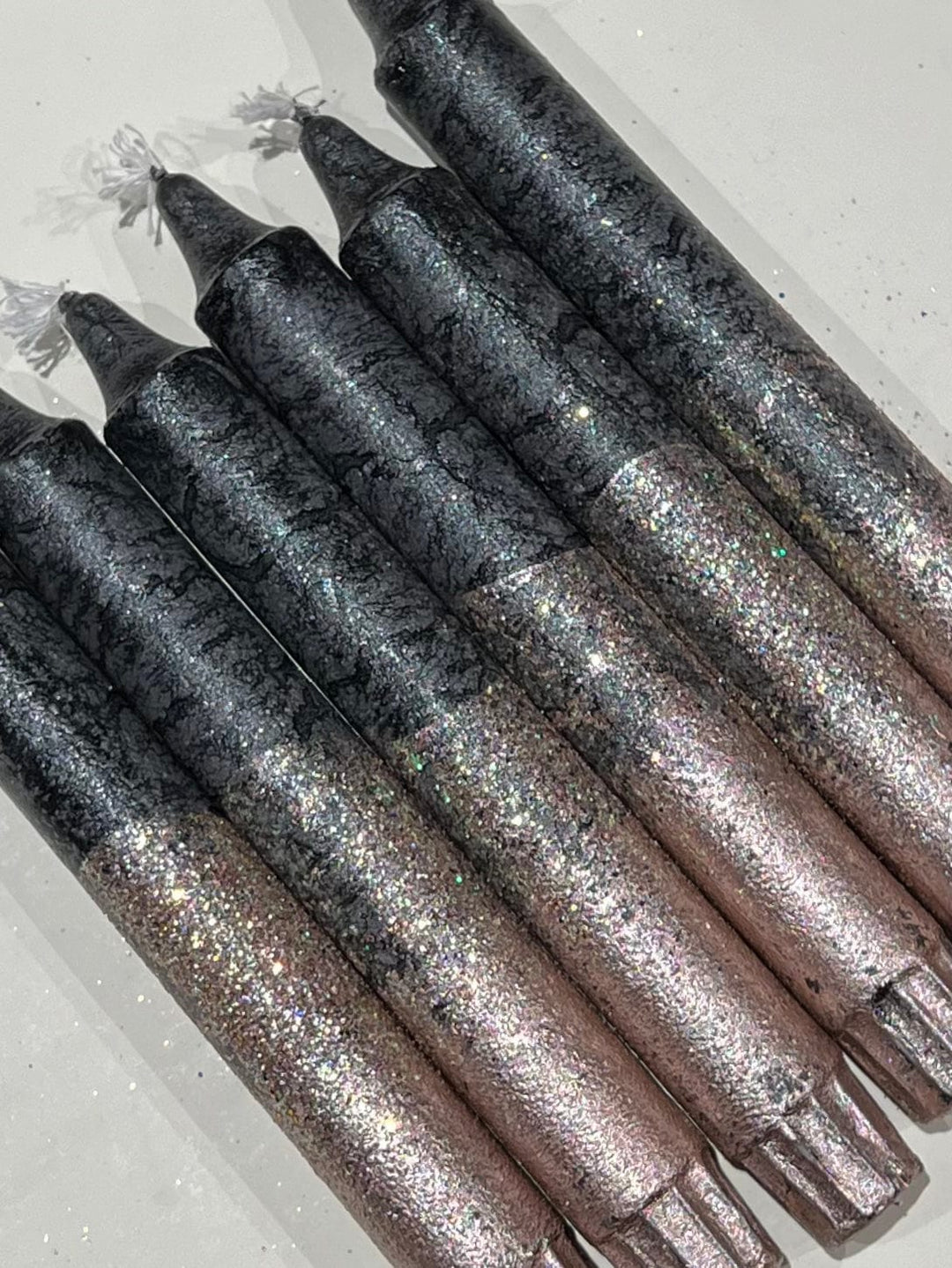 Ahne light stearinlys Stearinlys - gull glitter/svart