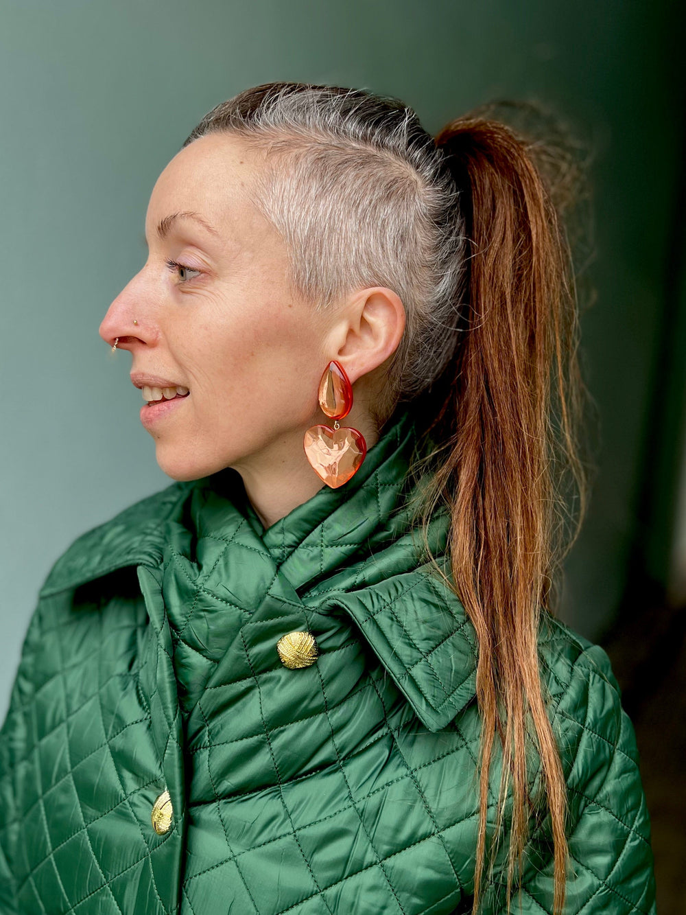 Bernice øredobber Øredobber BerNice - hjerte lys oransje