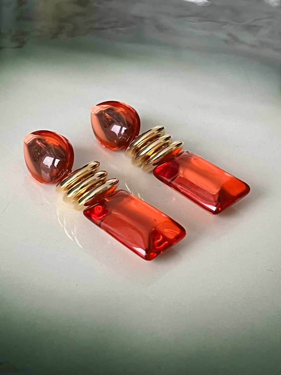 Bernice øredobber Øredobber BerNice - rød-oransje