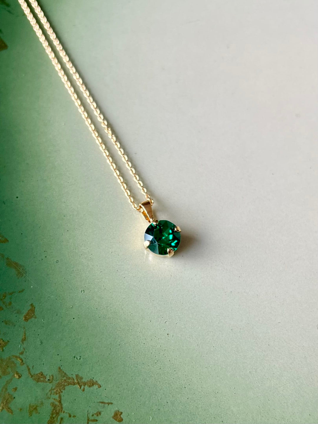 Caroline Svedbom halskjeder Classic Petite necklace - majestic green