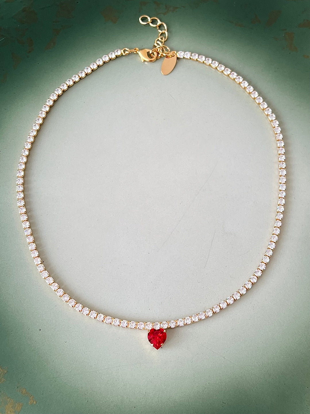 Caroline Svedbom halskjeder Love edit necklace - light siam