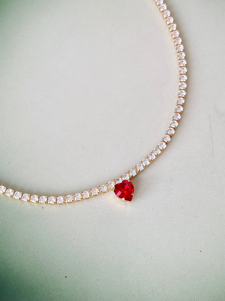 Caroline Svedbom halskjeder Love edit necklace - light siam