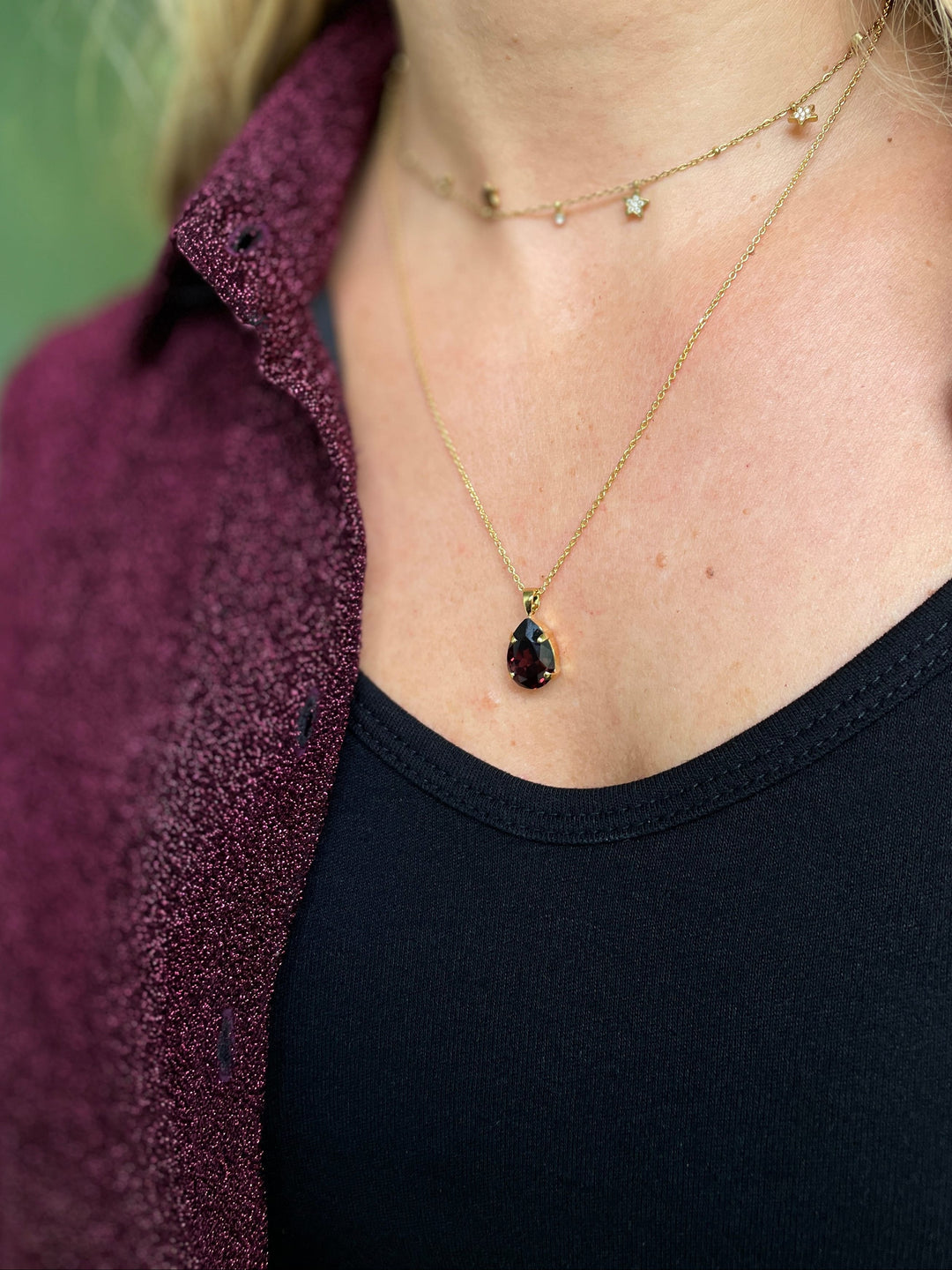Caroline Svedbom halskjeder Mini drop necklace - burgundy