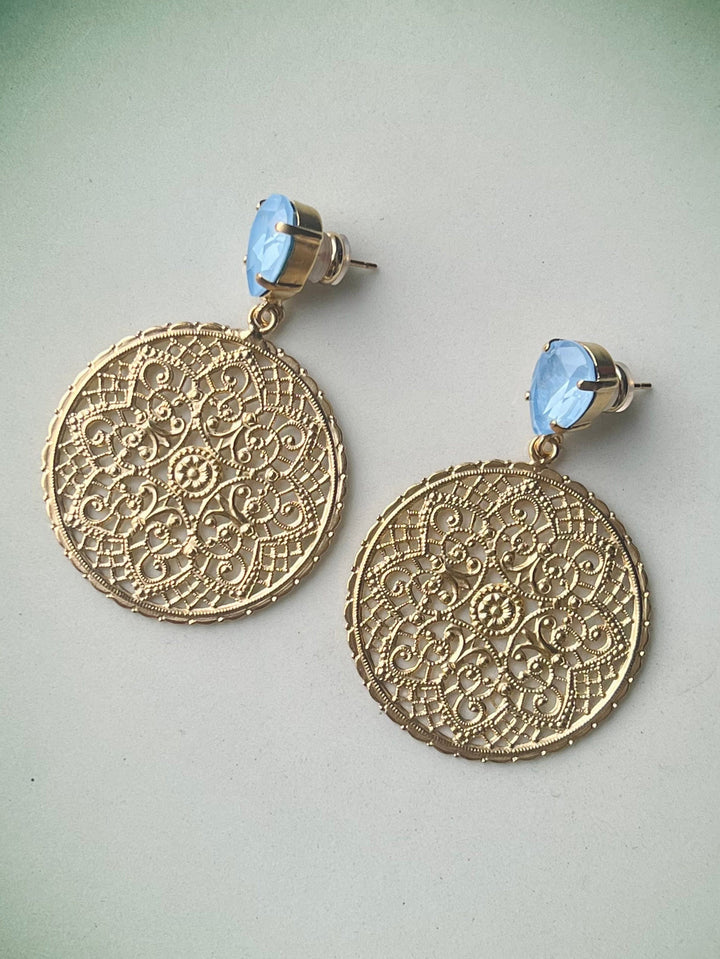 Caroline Svedbom øredobber Alexandra earrings - sky ignite