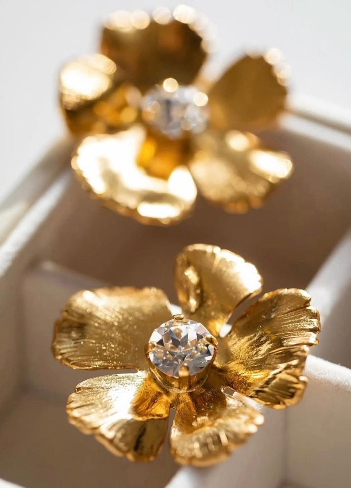 Caroline Svedbom øredobber Anemone earrings - crystal