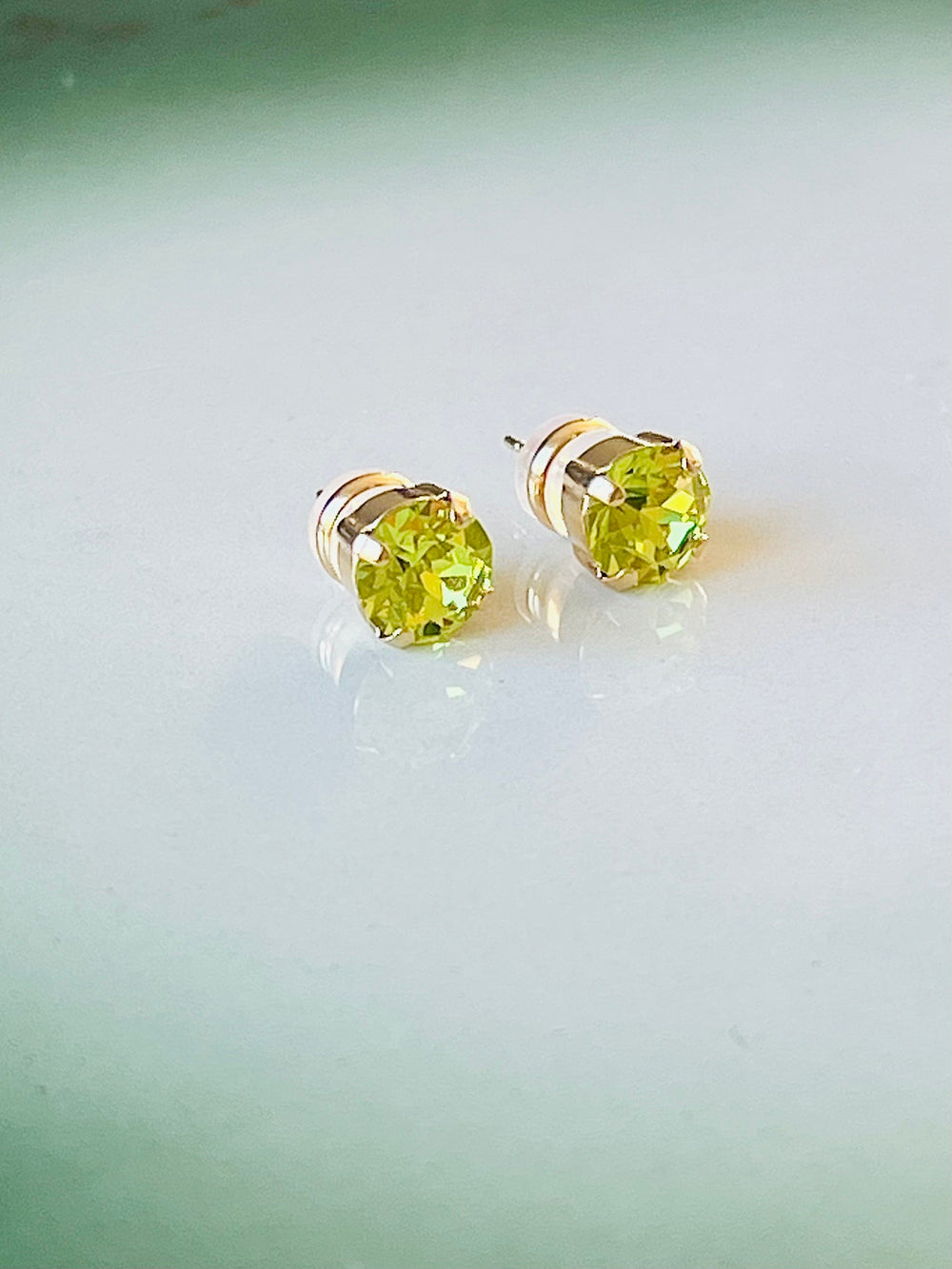 Caroline Svedbom øredobber Classic Stud earrings - citrus green