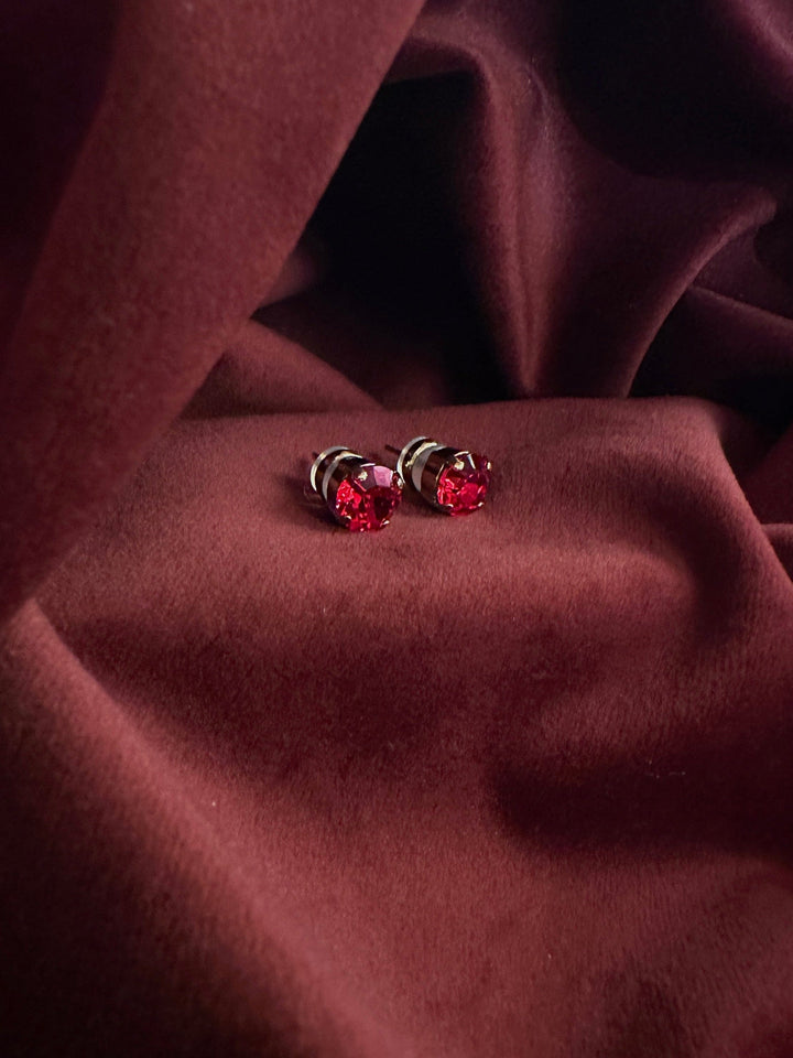 Caroline Svedbom øredobber Classic stud earrings - light siam