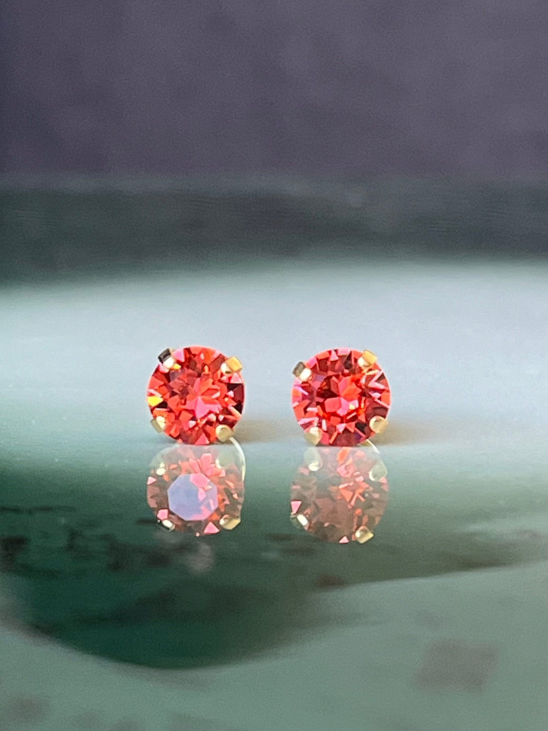 Caroline Svedbom øredobber Classic stud earrings - padaparadsha