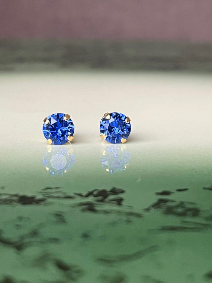 Caroline Svedbom øredobber Classic stud earrings - sapphire