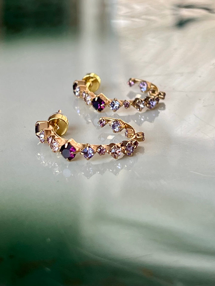 Caroline Svedbom øredobber Mini Antonia earrings - violet combo