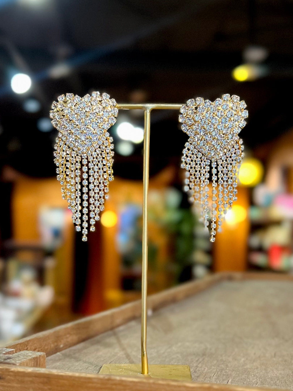 Caroline Svedbom øredobber Mini Cordelia earrings - gold crystal