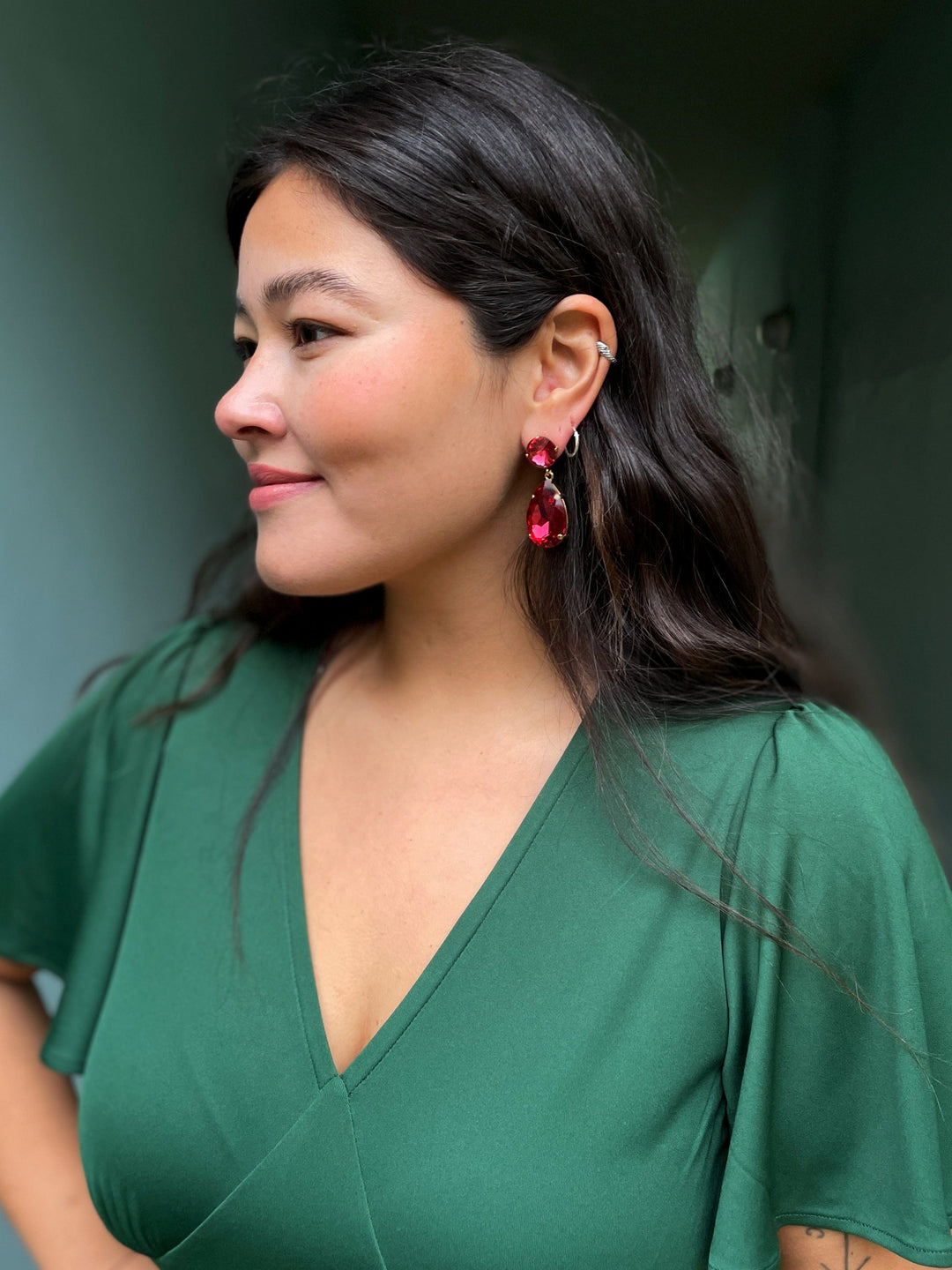 Caroline Svedbom øredobber Perfect drop earrings - mulberry red