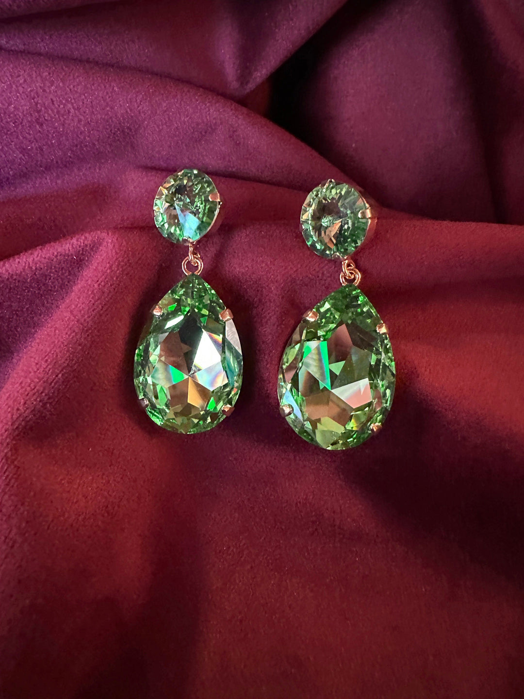 Caroline Svedbom øredobber Perfect drop earrings - peridot