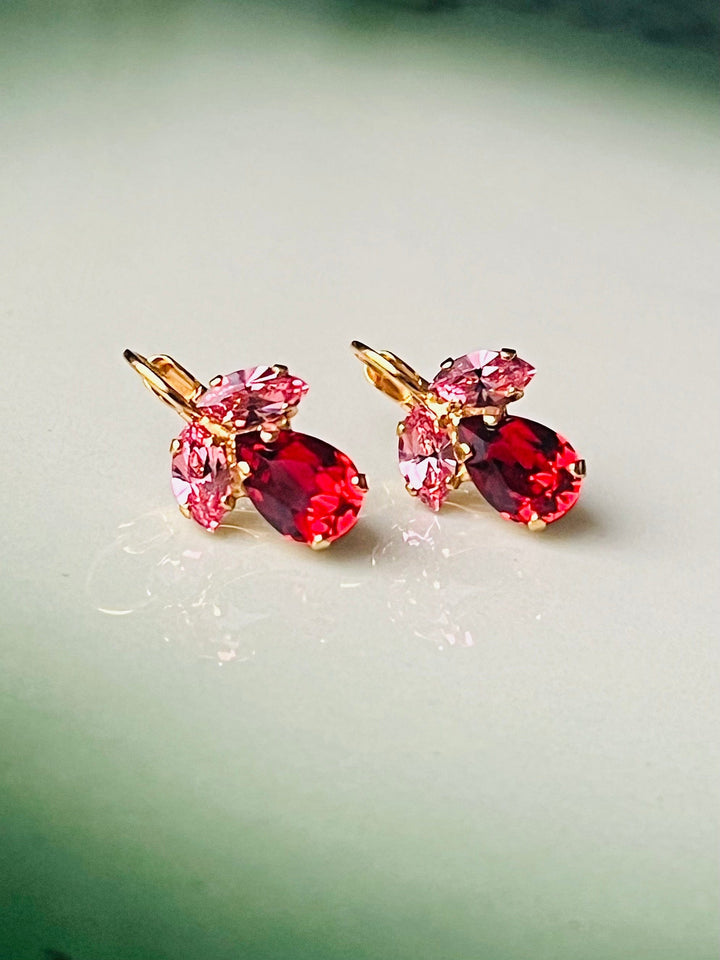 Caroline Svedbom øredobber Petite Timo earrings - scarlet combo