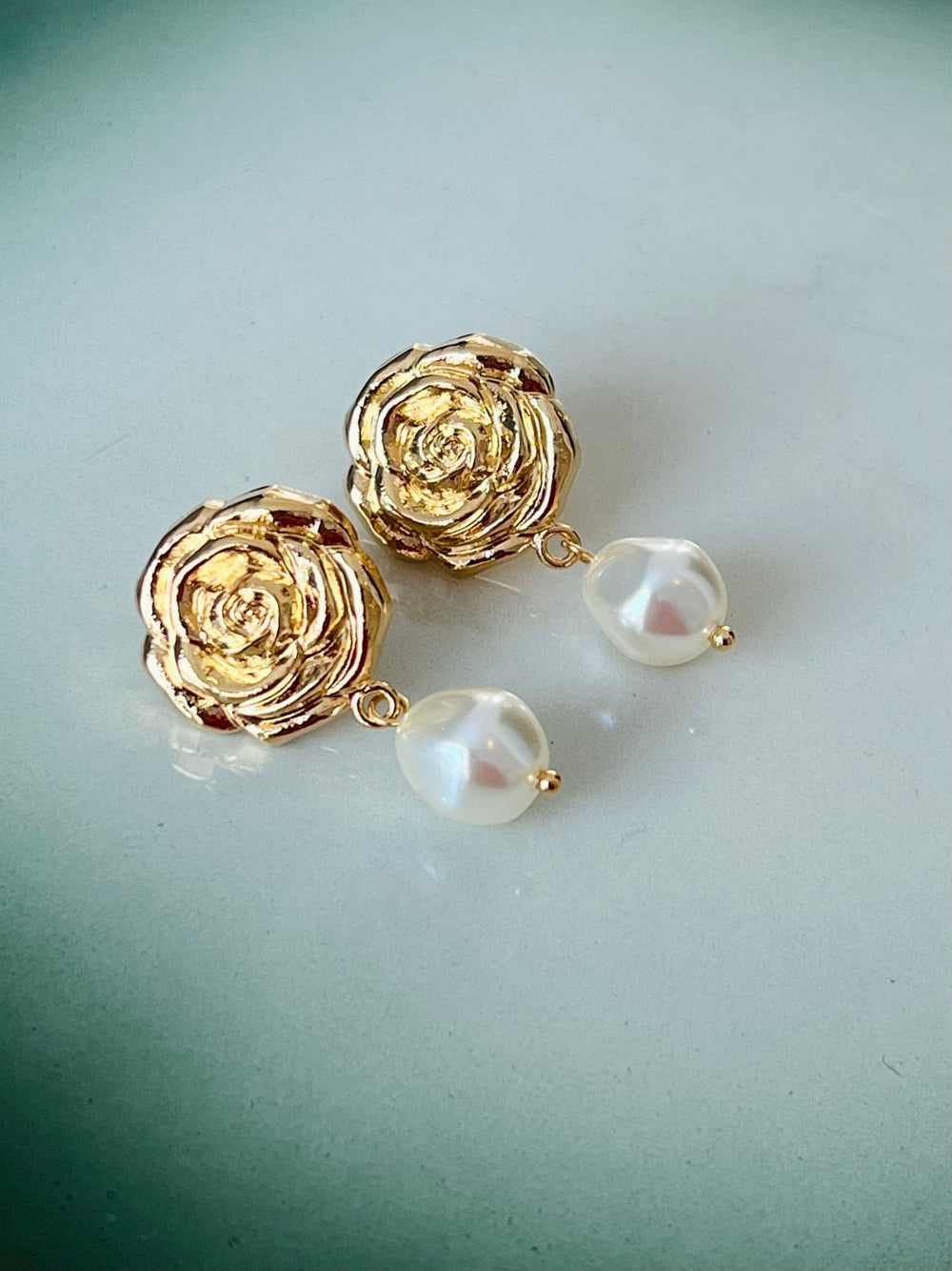 Caroline Svedbom øredobber Rosita pearl earrings