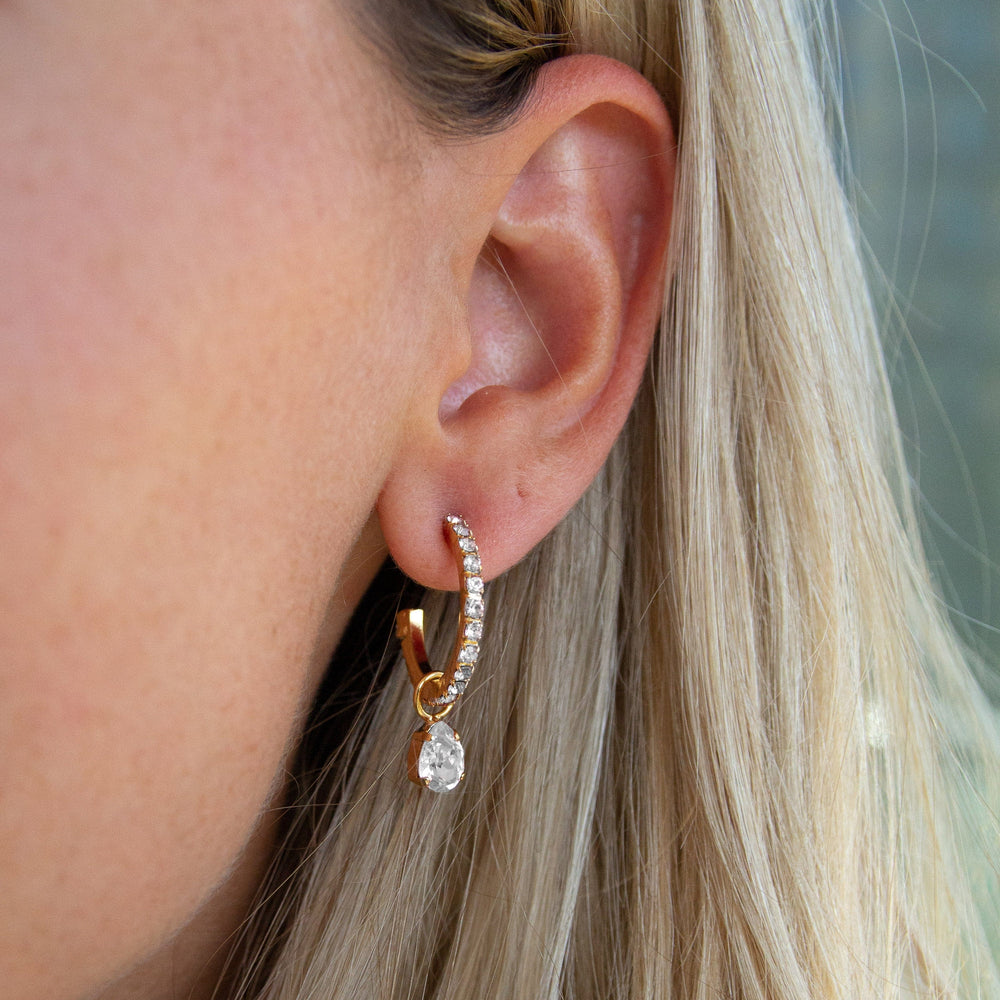 Caroline Svedbom øredobber Tracy loop earrings - crystal