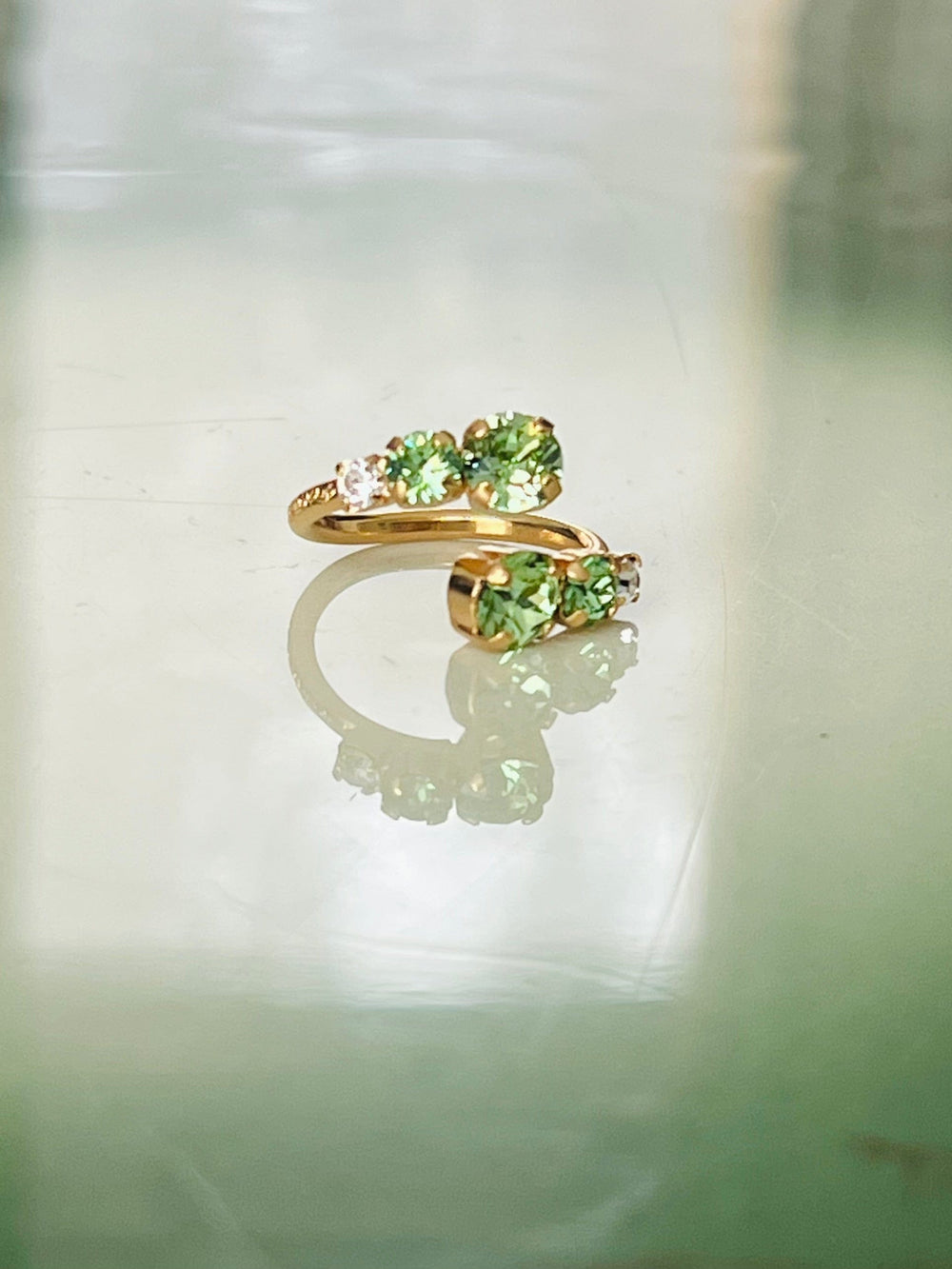 Caroline Svedbom ringer Halo ring - peridot